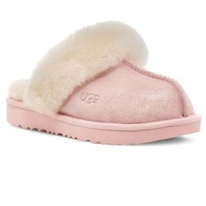 uggs light pink slippers